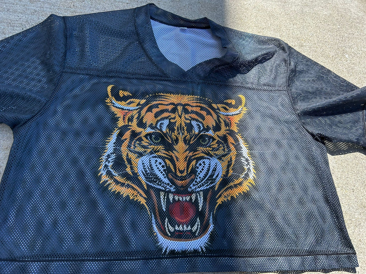 TIGER CROP RUNNER