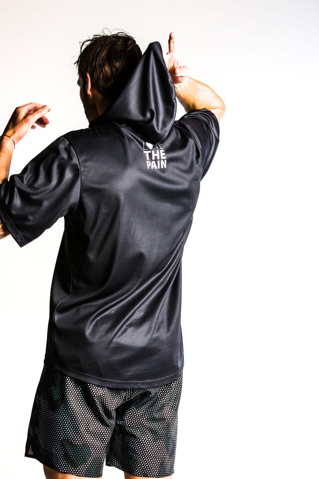 RUN HOODIE BLACKOUT
