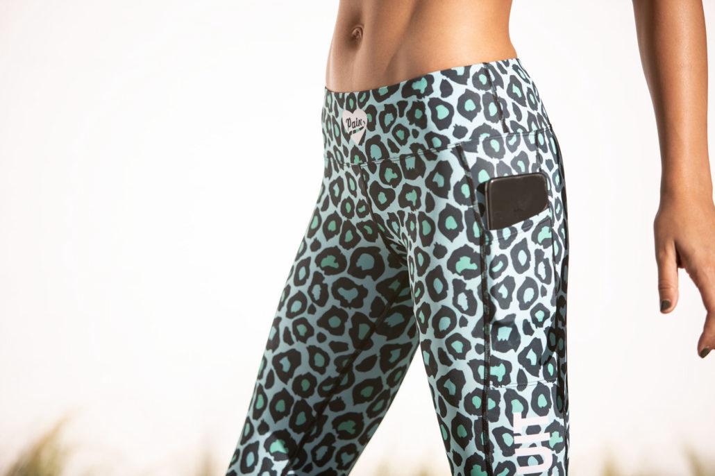 BLUE CHEETAH CAPRI